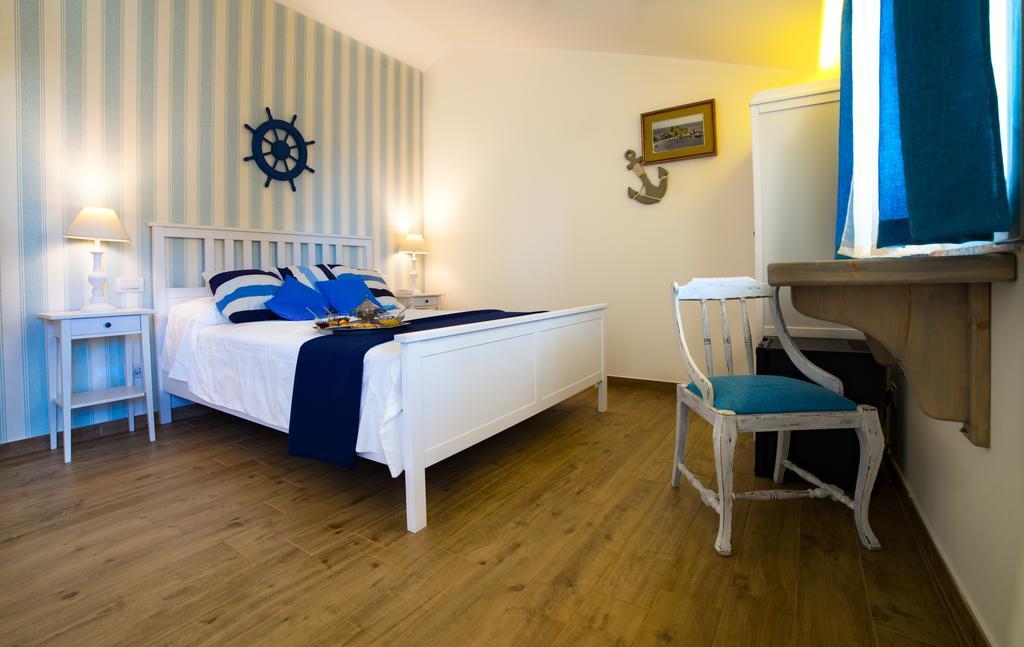 Quattro Torri B&B Santa Teresa Di Riva Εξωτερικό φωτογραφία